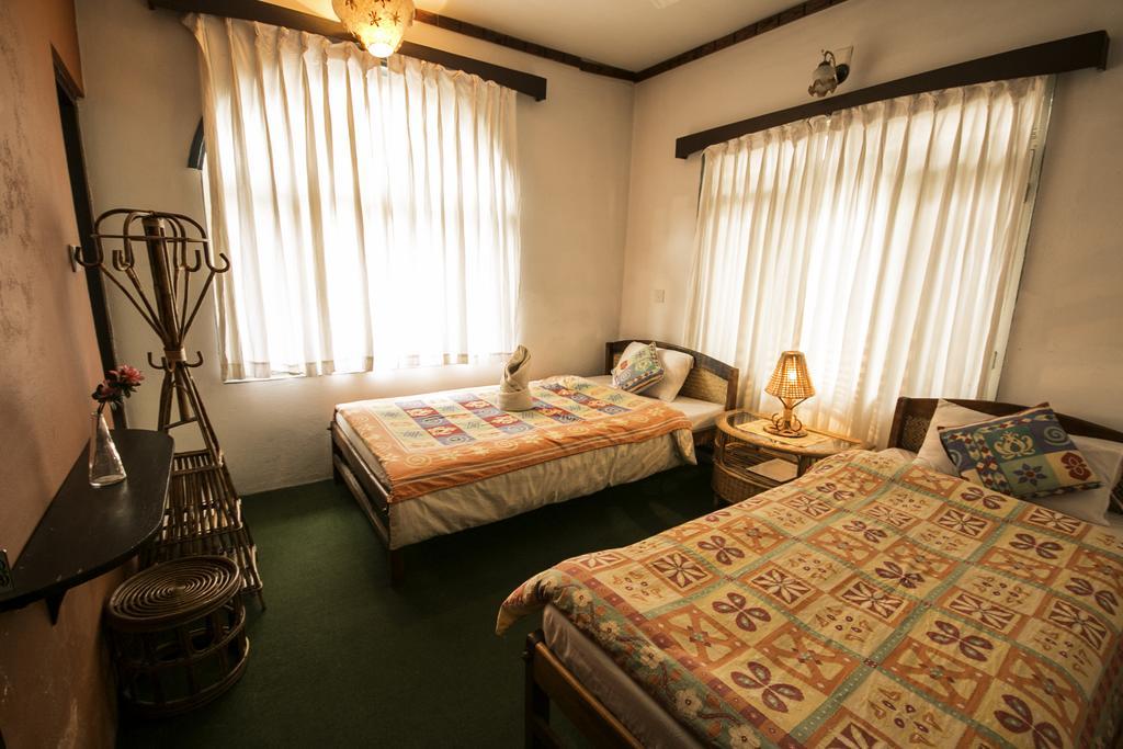 פוקהרה Peace Eye Guest House חדר תמונה