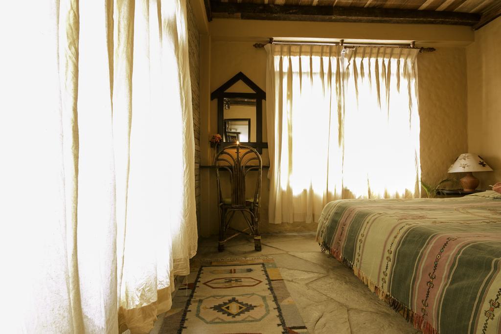 פוקהרה Peace Eye Guest House חדר תמונה