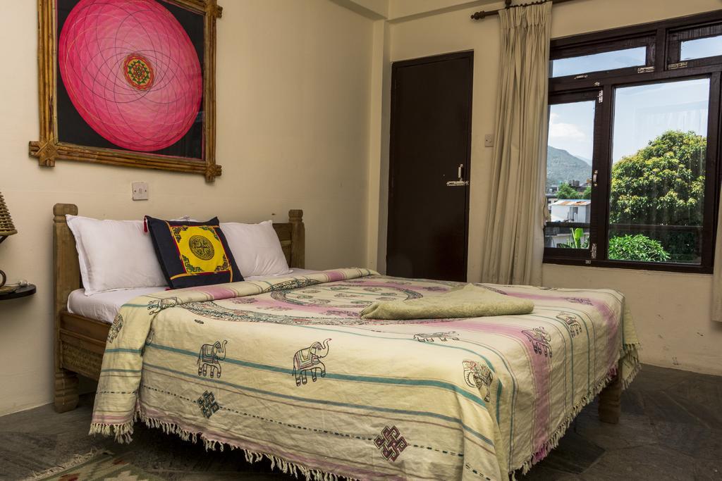 פוקהרה Peace Eye Guest House מראה חיצוני תמונה
